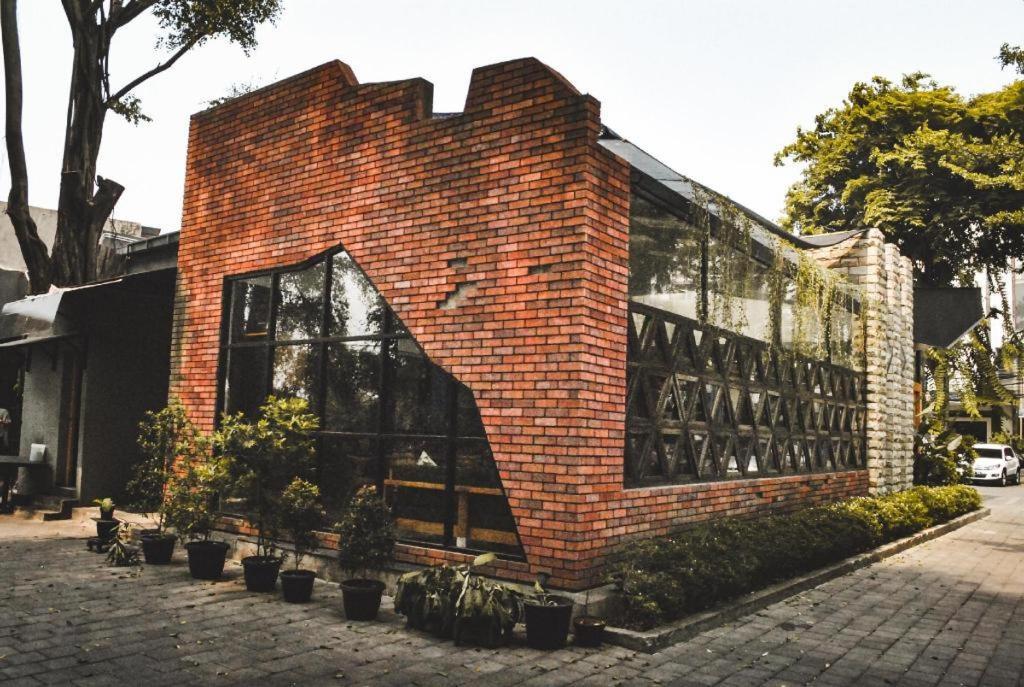 Hotel Grandhika Iskandarsyah Jakarta Exterior foto