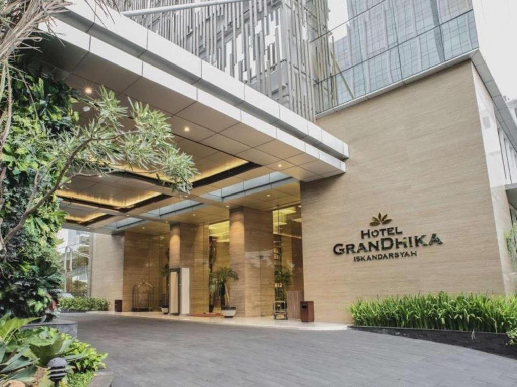 Hotel Grandhika Iskandarsyah Jakarta Exterior foto