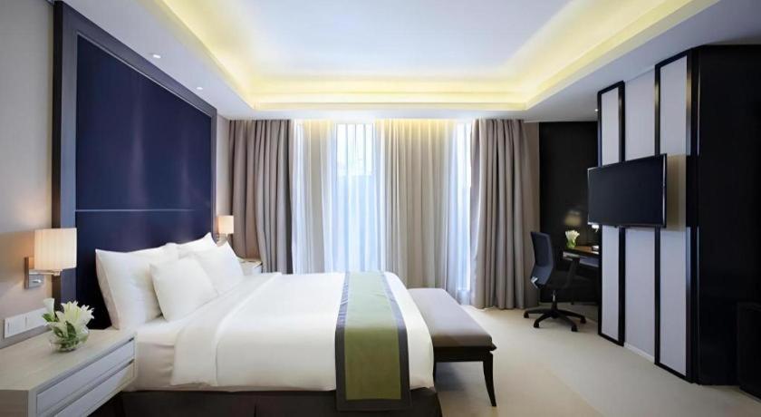 Hotel Grandhika Iskandarsyah Jakarta Exterior foto